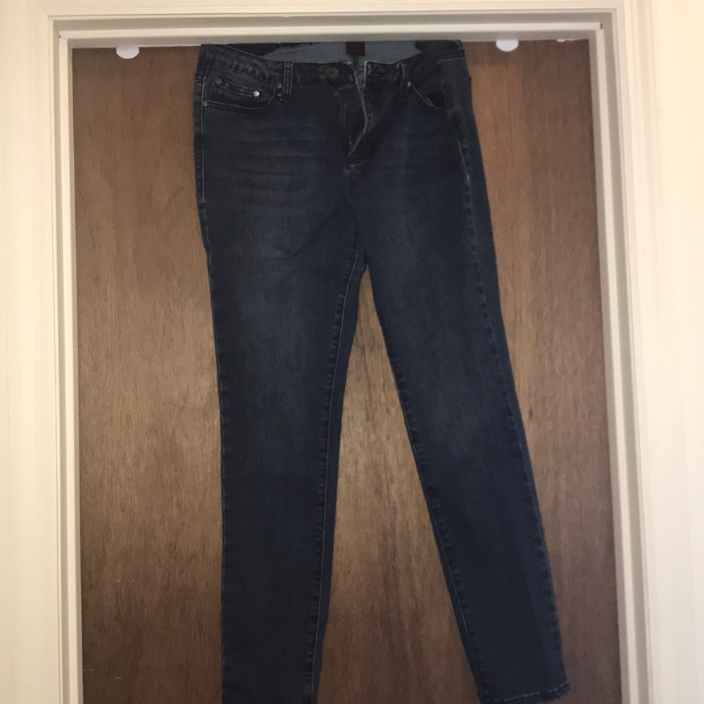 Size 14 Skinny jeans, barely worn